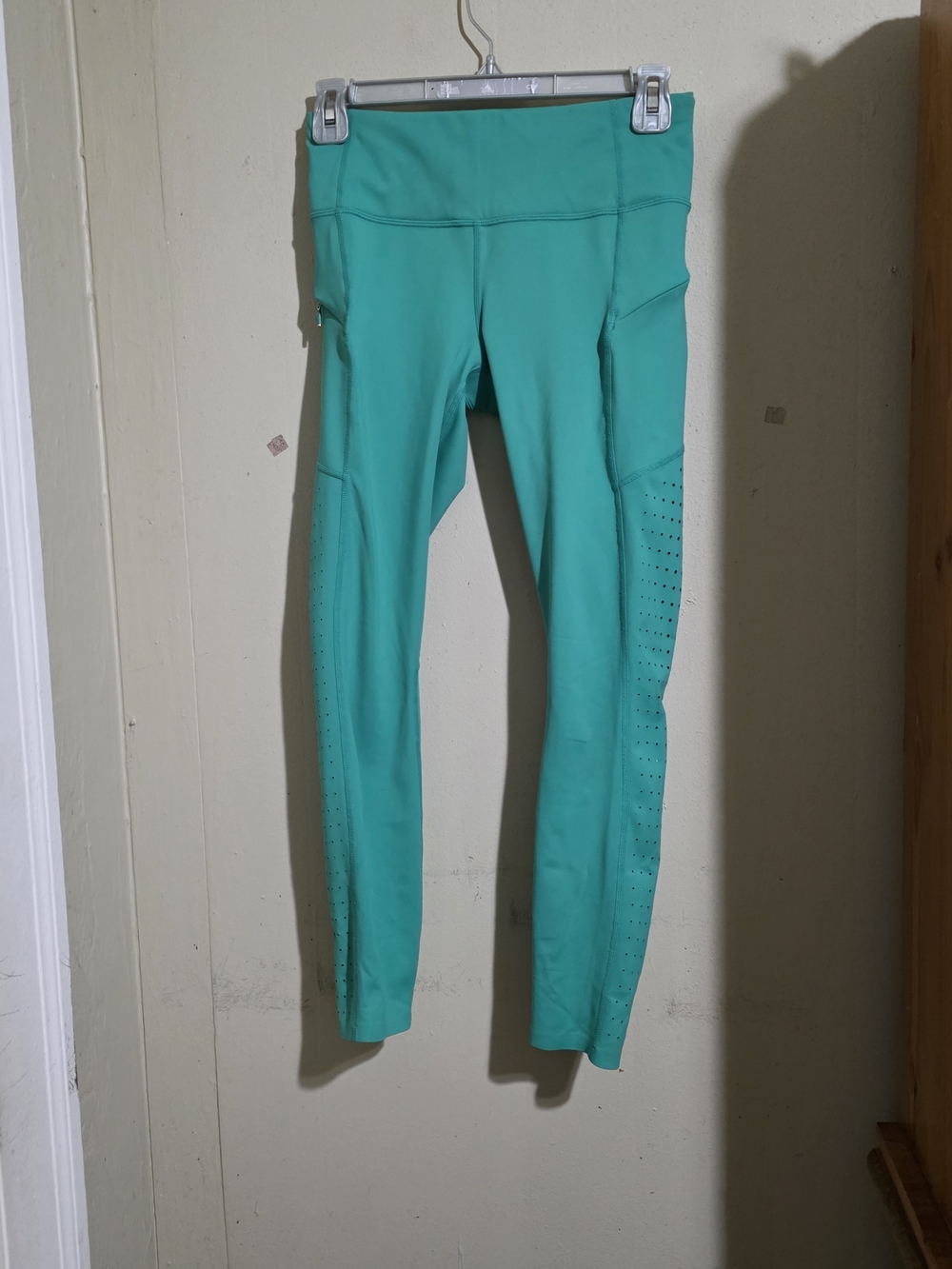Athleta Contrndrt Laser Cut 7/8 Leggins Jade Green Size S